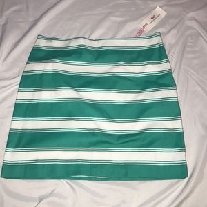 Vineyard vines skirt